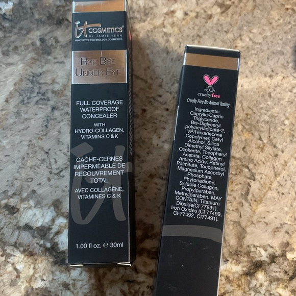 it Cosmetics Super Size Bye Bye Under Eye Full Coverage Waterproof Concealer Duo - Picture 3 of 6